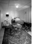 Bedroom in Federal Council’s bunker (BAR 32122, photographer Steiner) © Swiss Federal Archives, Bern